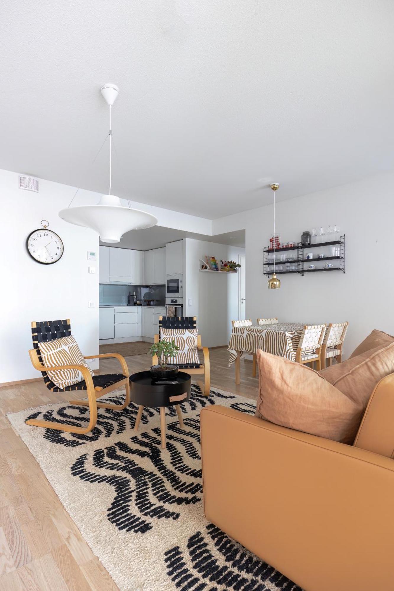 Top, Cozy, Lakeside, Sauna And Free Indoor Parking تامبير المظهر الخارجي الصورة